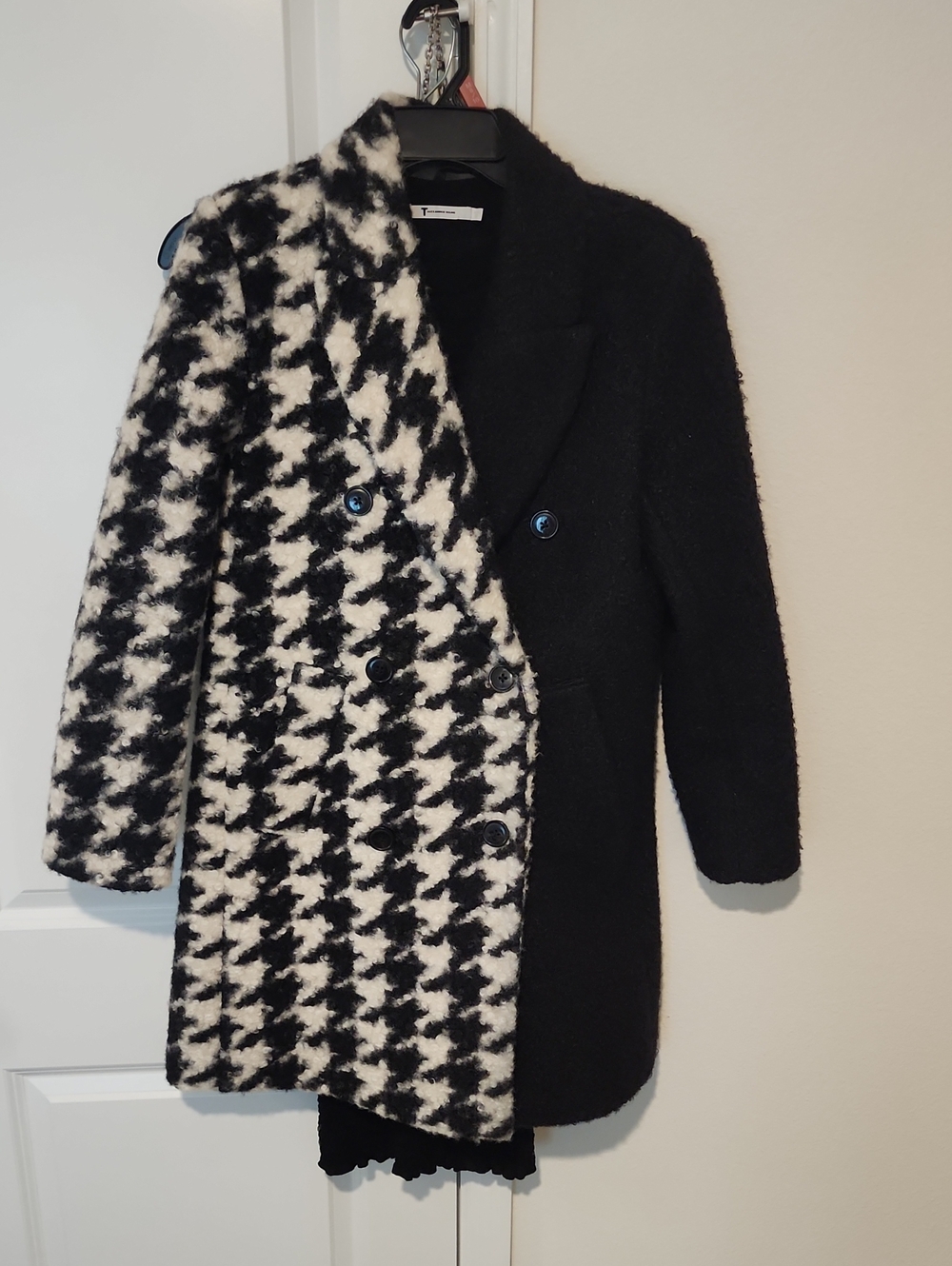 Black & White Houndstooth Pea Coat - Women's Double-Breasted Jacket